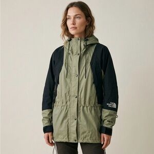 Vintage North Face Gortex Jacket Women’s Size Medium Green Black 90s